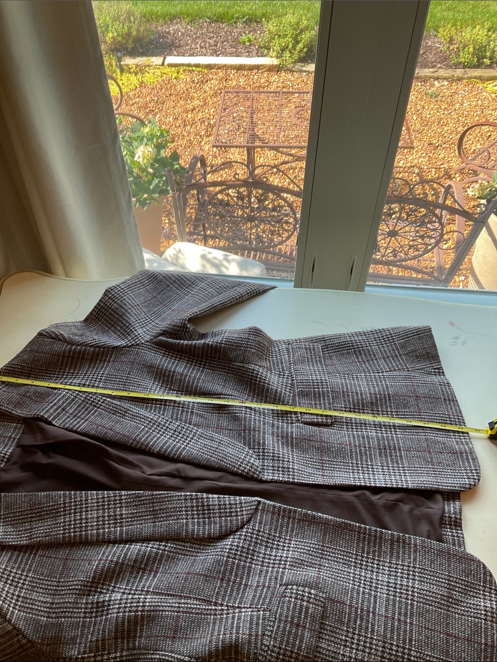 Women’s Brown Plaid Shawl Collar Blazer - Picture 5 of 5